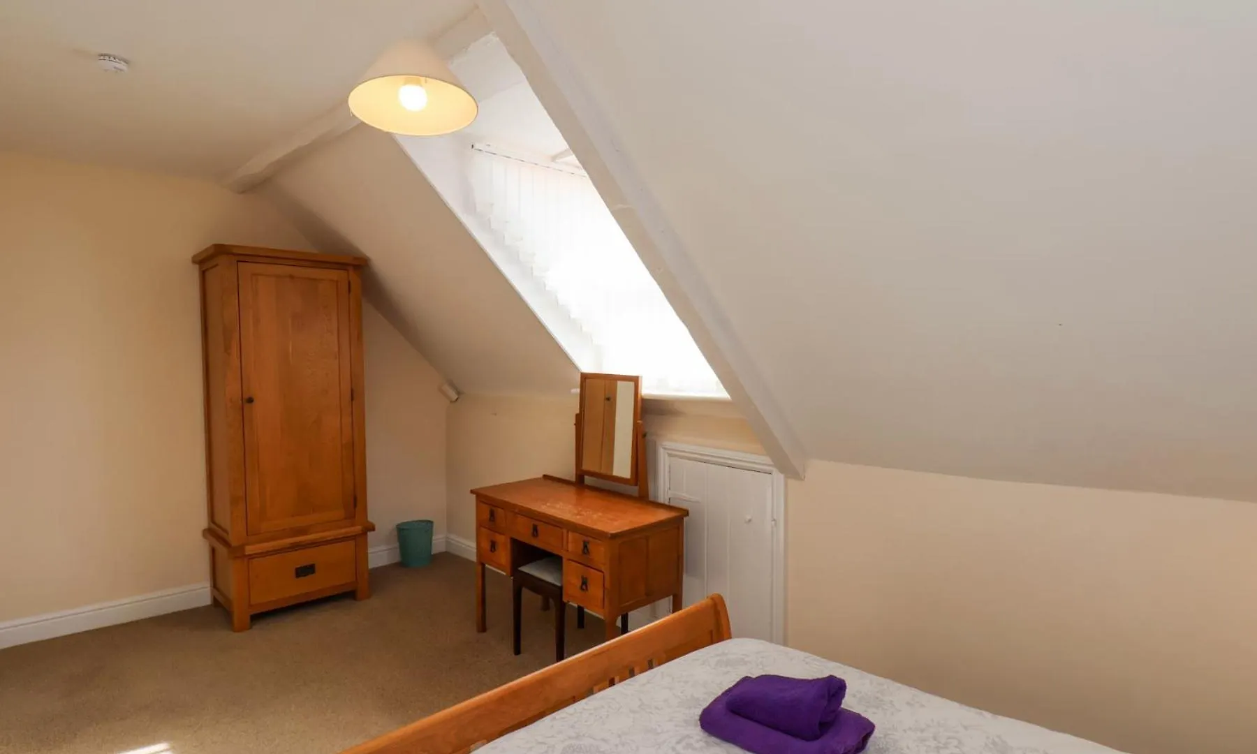 Mayfield Manor Whitby 0*,