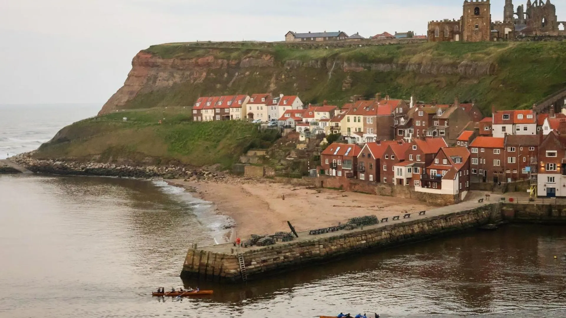 Mayfield Manor Whitby 0*,  Storbritannien